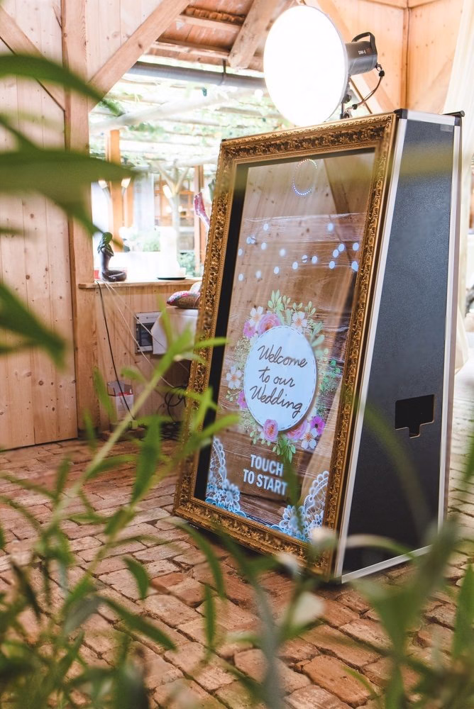 Magic Mirror Photo Booth