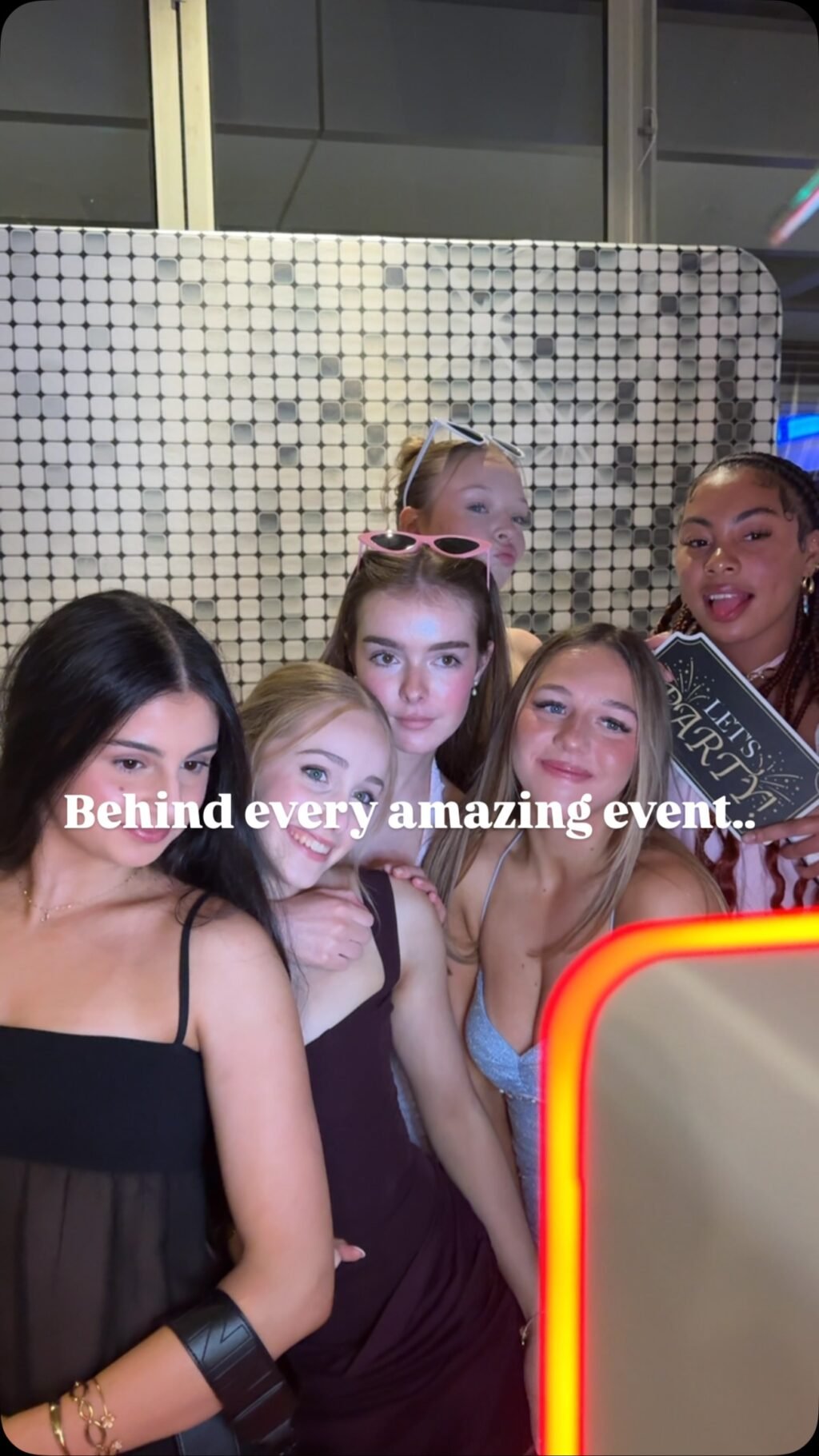 It starts with a few cases, a little setup, and a lot of attention to detail… ✨  A few hours later? The photo booth everyone can’t stop talking about. 📸🤍  Planning an event? Let us bring the fun.
✨ DM us to book your date!  #PhotoBoothMelbourne #MelboothMagic #WeddingInspiration #CorporateEvents #BirthdayParty EventHire MelbourneBusiness