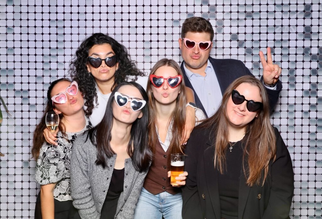 EY End of Year Party 2026 The best part of every event? Watching people come together, laugh a little louder, and create memories they’ll look back on for years to come. ❤️
Thank you, EY, for letting us capture your End of Year Party 2026. @ey_australia