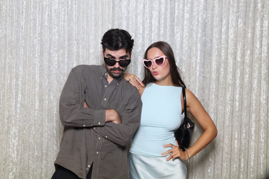 No filters, no edits—just proof that you’ll never regret booking in 💕 #MelboothMagic #photoboothhiremelbourne #openairbooth